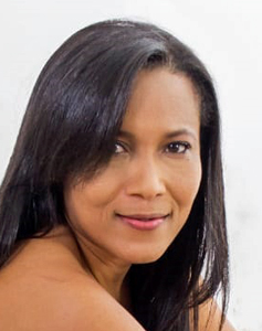 53 Year Old Barranquilla, Colombia Woman